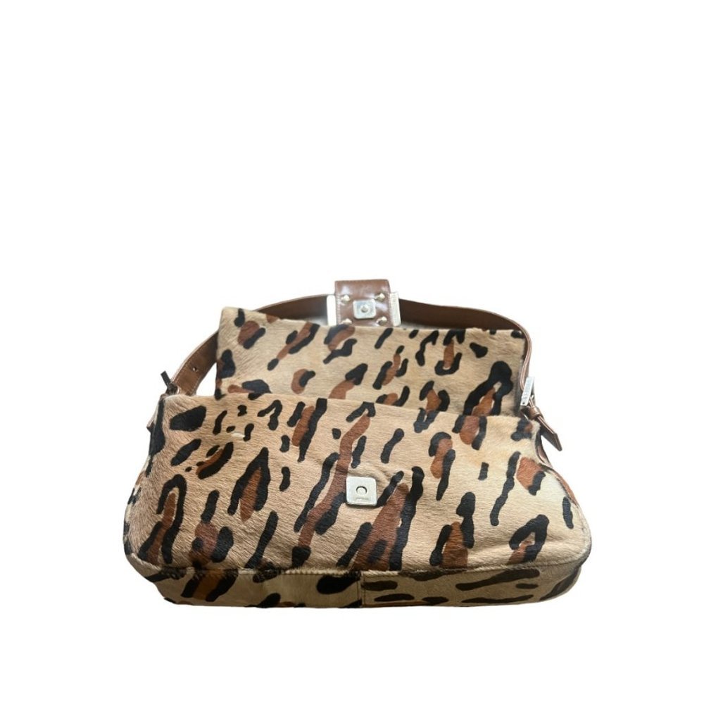 Fendi Leopard Print Baguette - Picture 2 of 8